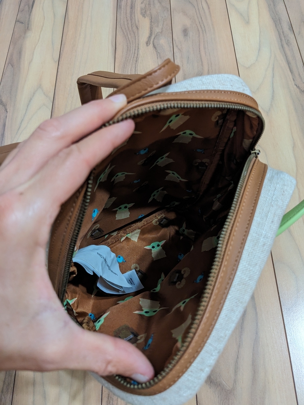 EUC! Loungefly Disney Star Wars The Mandalorian Grogu The Child Mini Backpack - Picture 13 of 14